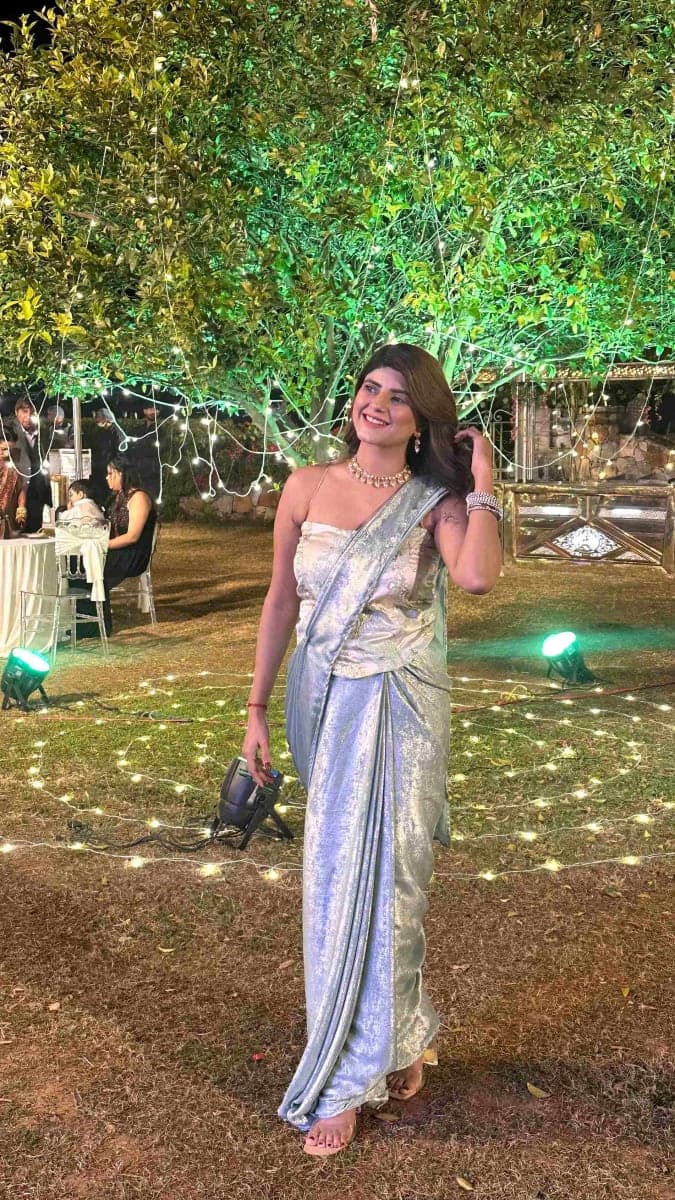 Mint green pre drape corset saree set thumbnail 1